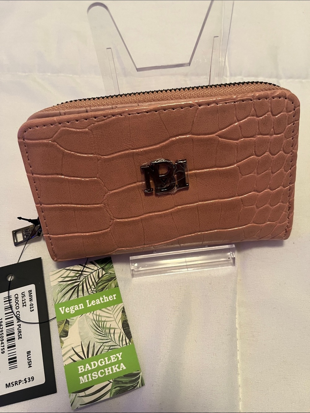 Badgley Mischka Blush Croc-Embossed Zip Around Wallet NWT Retail 39$